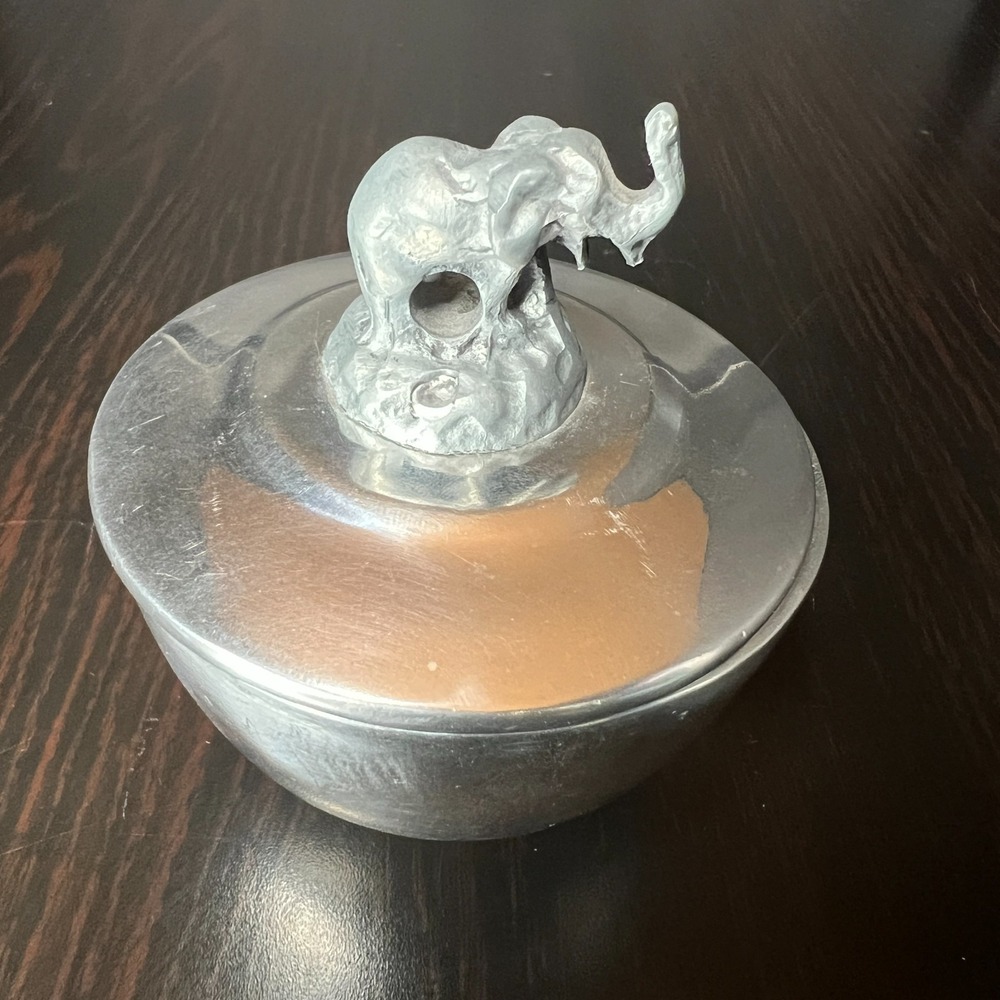 Vintage Aluminum Elephant Lid Trinket Dish Lidded Bowl Mid Century Safari Decor‎
